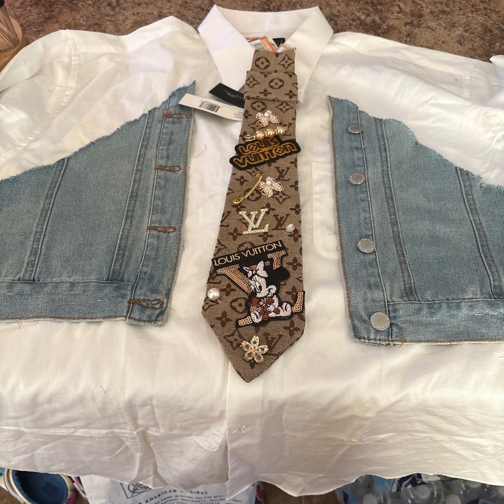 Jean shirt & tie